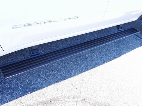 Used 2024 GMC Sierra 2500 Denali Ultimate w/ Snow Plow Prep/Camper Package image 12