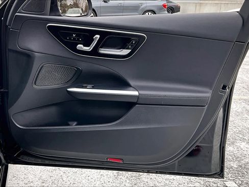 Used 2023 Mercedes-Benz C 300 4MATIC Sedan image 23