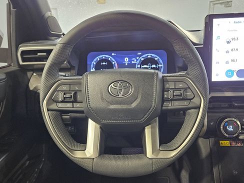 Certified 2025 Toyota Tacoma Limited AWD/4WD image 16