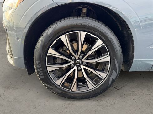 Certified 2023 Volvo XC60 B5 Plus w/ Climate Package image 7