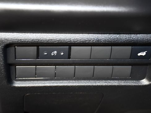 Used 2024 Mitsubishi Outlander SE AWD/4WD image 35