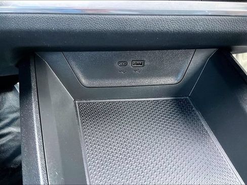 Used 2025 Chevrolet Equinox LT w/ Safety and Technology Package AWD/4WD image 23