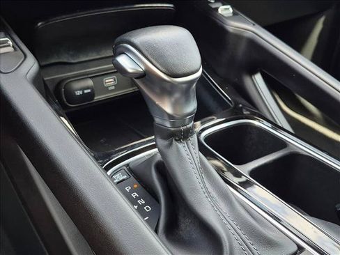 Used 2025 Kia Telluride S FWD image 12