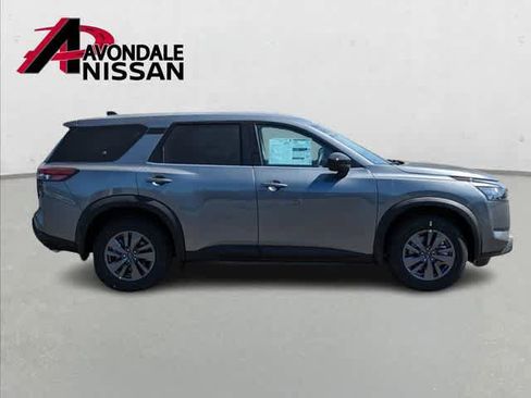 New 2024 Nissan Pathfinder S FWD image 9