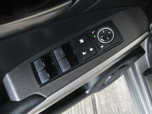 Used 2020 Lexus IS 350 F Sport w/ F Sport Package image 12