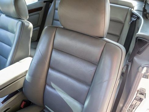 Used 1995 Mercedes-Benz E 320 Convertible image 48