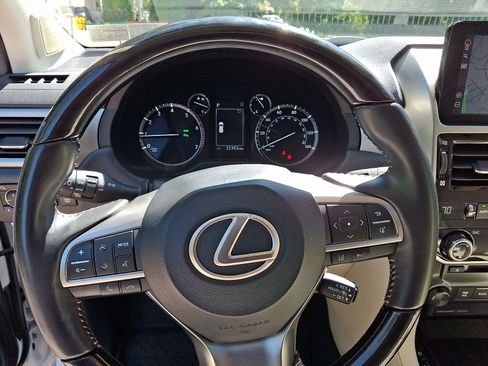 Used 2023 Lexus GX 460 Premium w/ Premium Package AWD/4WD image 20