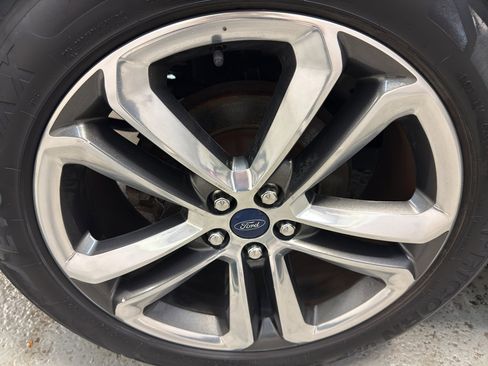 Used 2017 Ford Edge Sport w/ Technology Package image 37