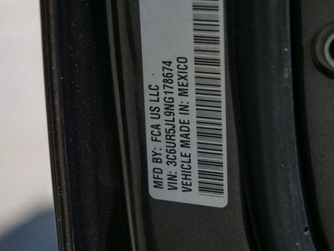 Used 2022 RAM 2500 Big Horn AWD/4WD image 40