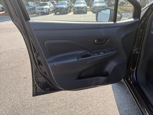 Used 2025 Nissan Versa S w/ S Plus Package FWD image 14