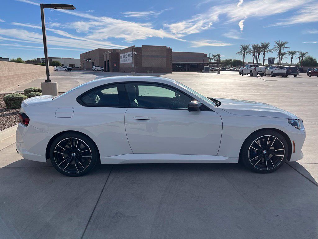 Used 2026 BMW M240i xDrive Coupe AWD/4WD image 6