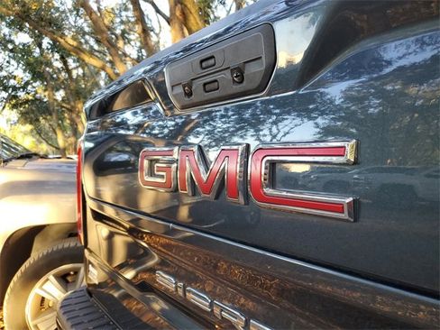 Used 2020 GMC Sierra 1500 AT4 w/ AT4 Premium Package image 6