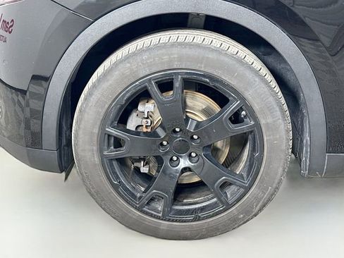 Used 2018 Maserati Levante image 28