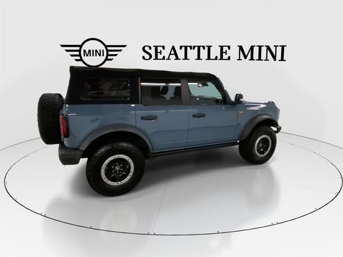 Used 2022 Ford Bronco Badlands w/ Sasquatch Package image 12