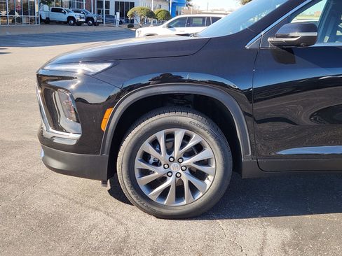 New 2026 Buick Enclave Preferred w/ Power Package image 8