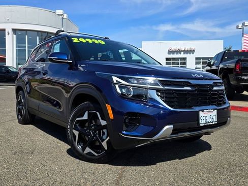 Used 2024 Kia Seltos EX image 1