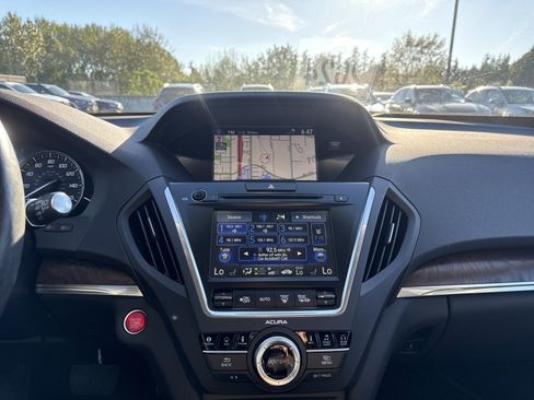 Used 2017 Acura MDX SH-AWD image 15