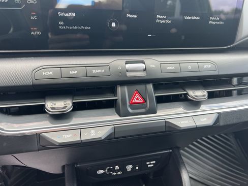 Used 2025 Kia K4 EX FWD image 29