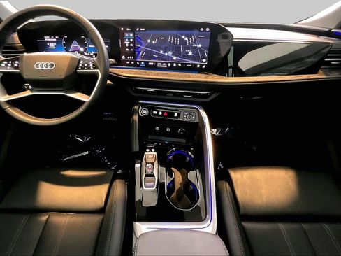 Certified 2025 Audi Q5 Premium Plus AWD/4WD image 16