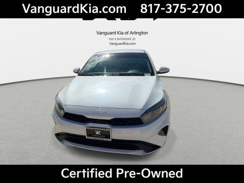Certified 2024 Kia Forte LXS FWD image 3