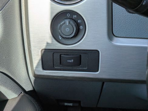 Used 2011 Ford F150 Platinum RWD image 32