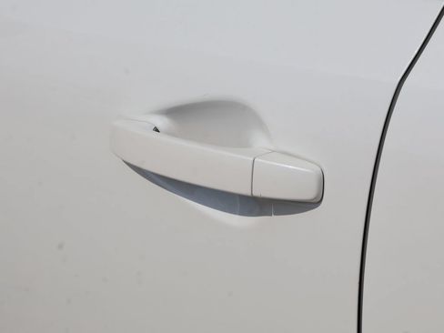 Used 2025 Kia Soul LX w/ LX Technology Package FWD image 20