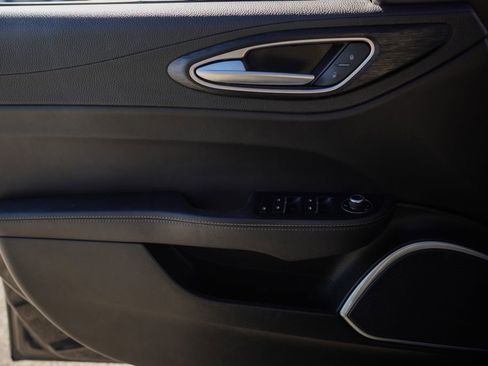 Used 2019 Alfa Romeo Giulia w/ Nero Edizione image 34