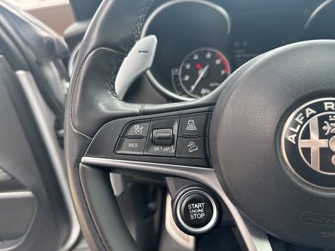 Used 2018 Alfa Romeo Stelvio Ti Sport AWD/4WD image 32