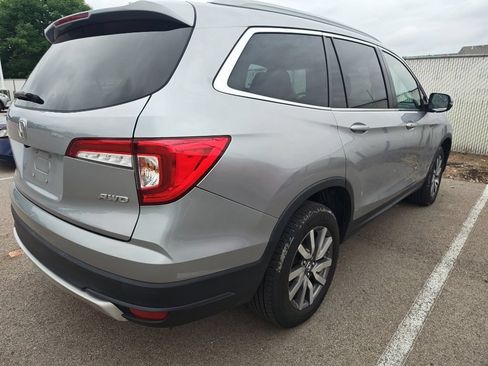 Used 2021 Honda Pilot EX image 4