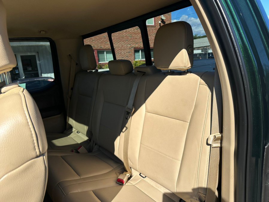 Used 2015 Ford F150 Lariat w/ Equipment Group 502A Luxury AWD/4WD image 18