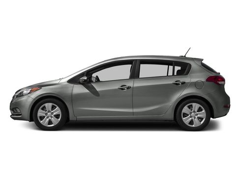 Used 2016 Kia Forte LX image 3