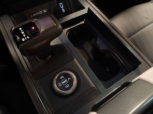 Used 2025 GMC Hummer EV 3X w/ LPO, Sport Package image 37