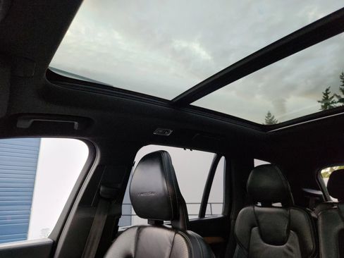 Used 2016 Volvo XC90 T6 Inscription w/ Vision Package image 14