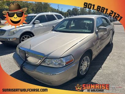 Used 2008 Lincoln Town Car Signature Limited