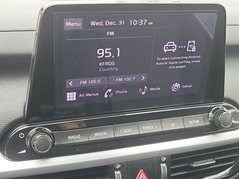 Used 2023 Kia Forte LXS image 9