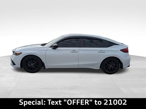 Used 2023 Honda Civic Sport image 6