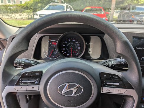 Used 2022 Hyundai Elantra SEL w/ Cargo Package FWD image 25