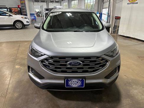Certified 2024 Ford Edge Titanium AWD/4WD image 5