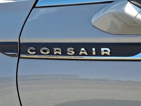 Used 2022 Lincoln Corsair AWD w/ Premium Package image 33