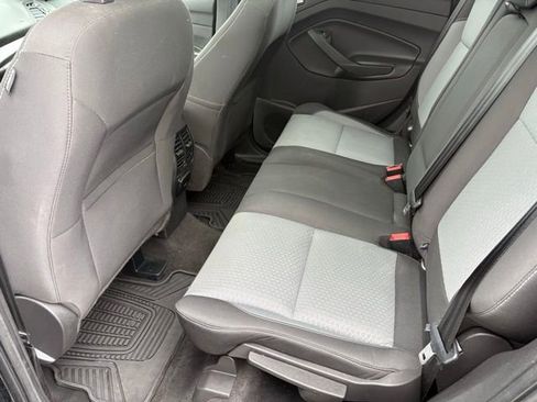 Certified 2017 Ford Escape SE image 27