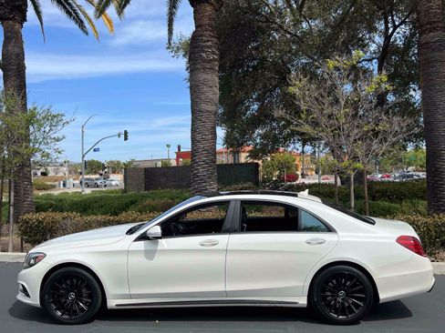 Used 2014 Mercedes-Benz S 550 Sedan image 19