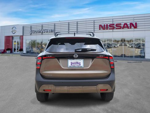 New 2026 Nissan Kicks SV FWD image 6