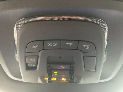 New 2025 Toyota Crown Signia image 41