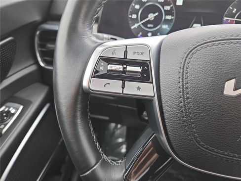 Certified 2023 Kia Telluride SX X-Line image 18