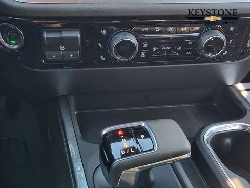 New 2026 Chevrolet Silverado 1500 LTZ w/ Z71 Off-Road Package image 19