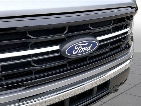 Certified 2025 Ford F150 XLT w/ Equipment Group 301A Standard AWD/4WD image 32