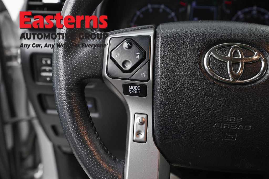 Used 2023 Toyota 4Runner SR5 AWD/4WD image 17