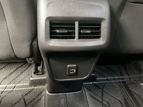 Certified 2022 Chevrolet Equinox LT image 12