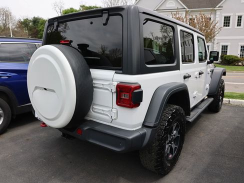 Used 2018 Jeep Wrangler Unlimited Rubicon w/ Dual Top Group AWD/4WD image 5