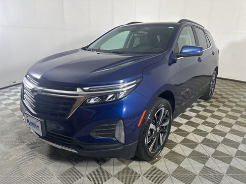 Used 2022 Chevrolet Equinox LT AWD/4WD image 2